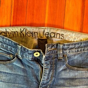 Calvin Klein jeans size 28